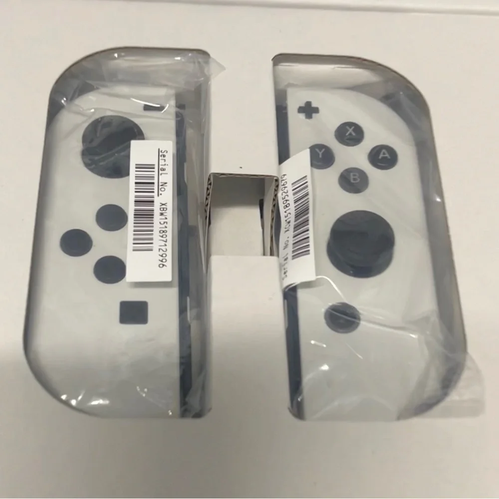 NINTENDO SWITCH OLED - WHITE